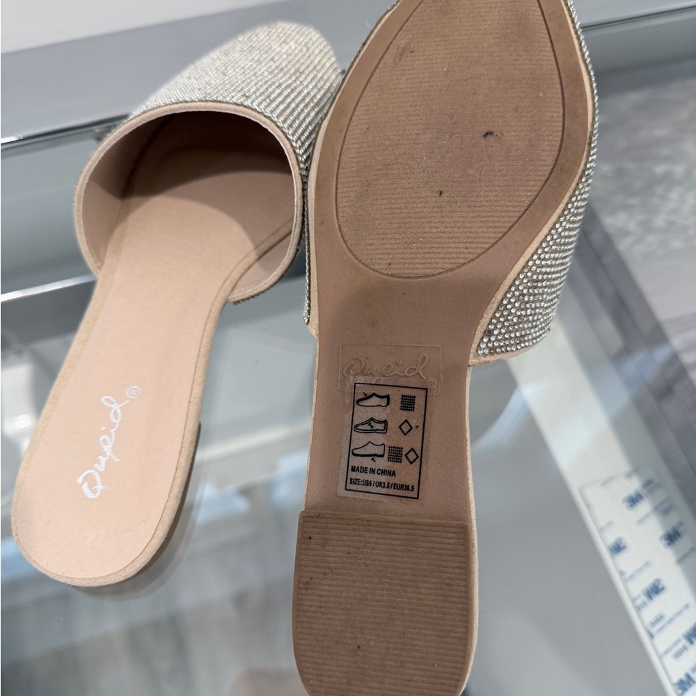Qupid Cream Rhinestone Slides - Picture 5 of 6